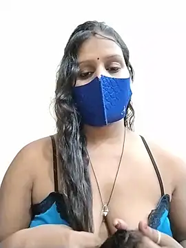 hotyrani07's Webcam Show