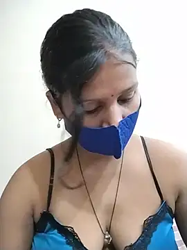 hotyrani07 Adlı Modelin Web Kamerası Şovu