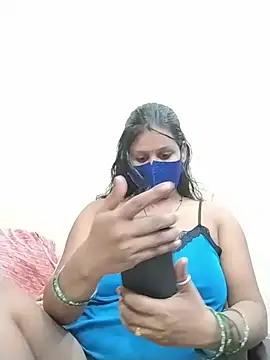 hotyrani07 网络视讯表演