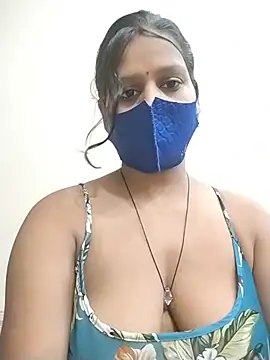 Show de hotyrani07 na webcam