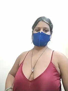hotyrani07's Live XXX Chat