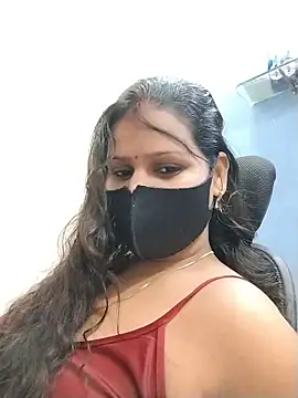 Chatroom XXX en direct de hotyrani07
