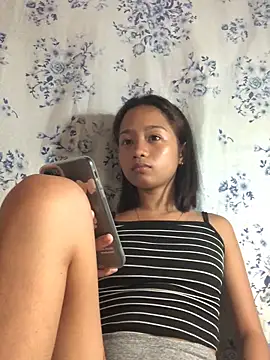 Asianpinay_Skinny1818's Webcam Show