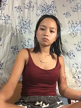 Asianpinay_Skinny1818's Webcam Show