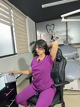 iris_cuteface Adlı Modelin Web Kamerası Şovu