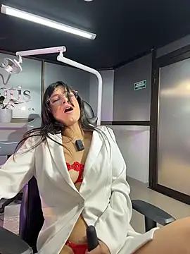 iris_cuteface Chat XXX in diretta
