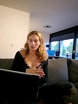 sweetsophie69n Webbikameraesitys