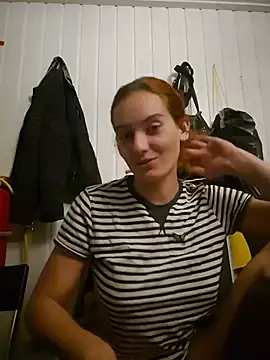 sweetsophie69 Adlı Modelin Web Kamerası Şovu