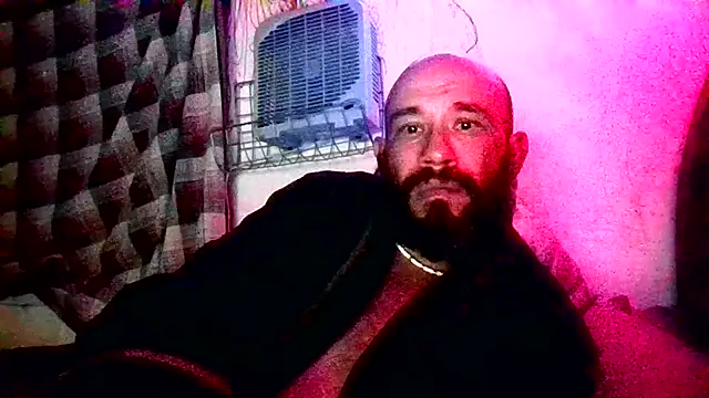 TheDaddio03 Шоу с уебкамера