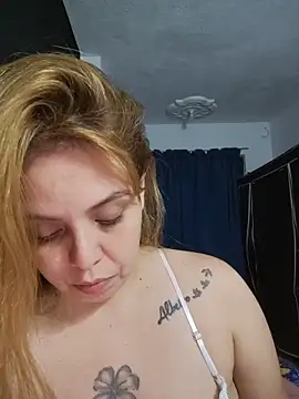 Chatroom XXX en direct de laila_d