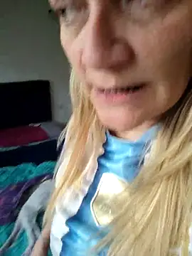 Nanybeach's Live XXX Chat