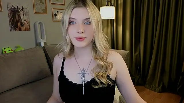 honey_kors' Live XXX Chat