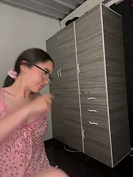 velvet_couple Adlı Modelin Web Kamerası Şovu