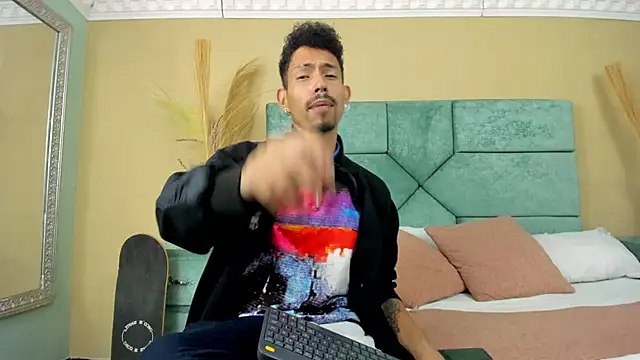 عرض كام NoaahTylor
