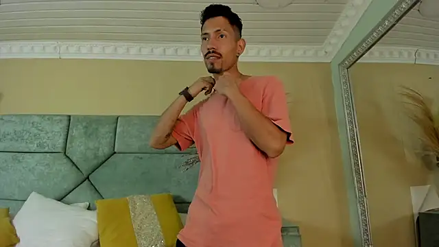 عرض كام NoaahTylor