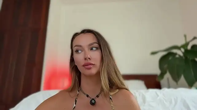Chatroom XXX en direct de Untamed_Reina