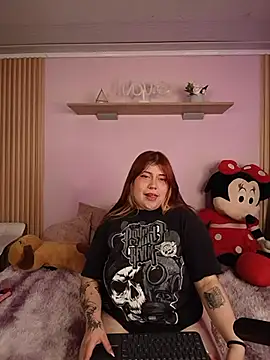 Winnie_cutee Adlı Modelin Web Kamerası Şovu