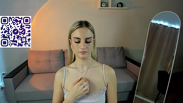 Silen_Tori élő XXX-chatje