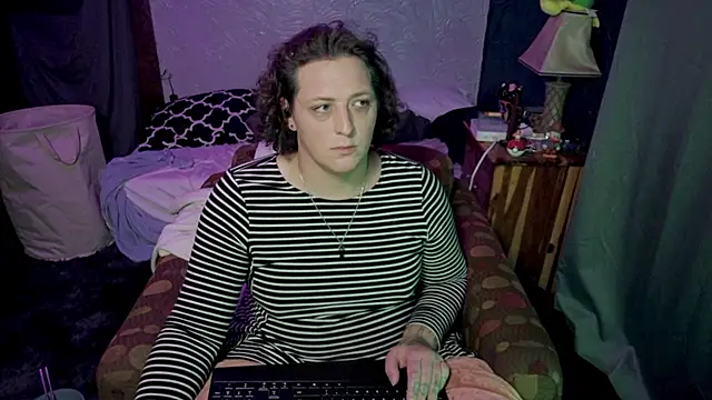 Abagail_soft Show in webcam