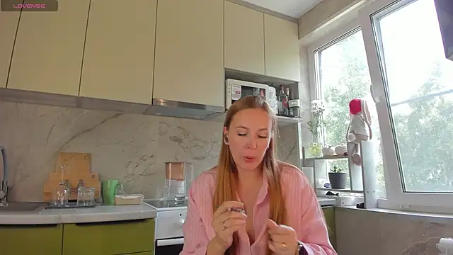 she_wolf Adlı Modelin Canlı XXX Sohbeti