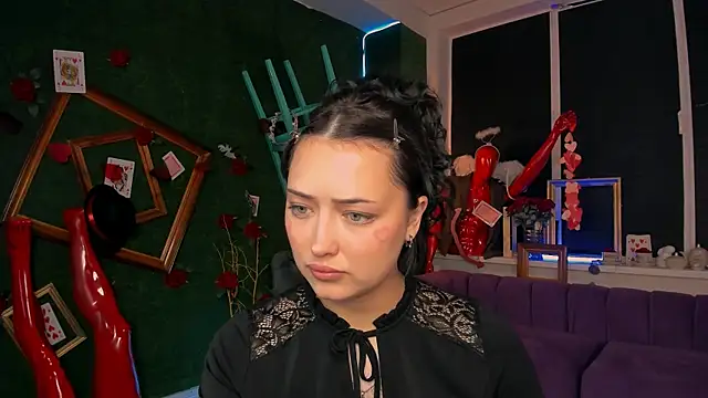 Pertunjukan Kamera Web annadoyle