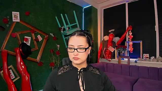 annadoyle: διαδικτυακό σόου στην κάμερα