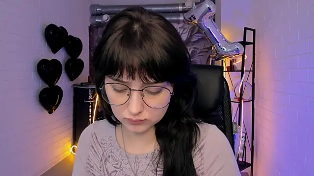 annadoyle – Naživo chatovacia miestnosť