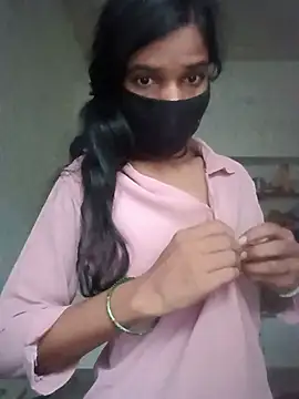 Desi_Couple_P's Webcam Show