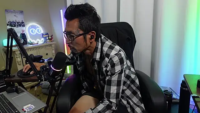 Ghost11_11 Show in webcam