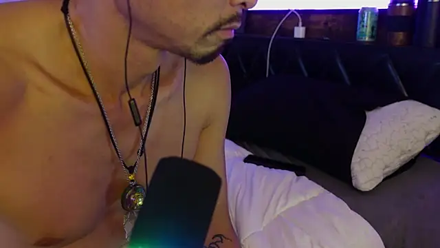 Ghost11_11 webcam show