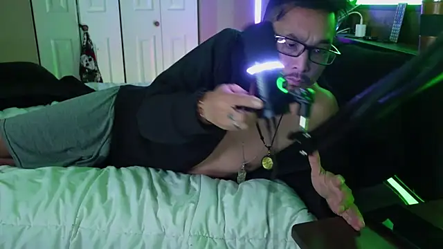 Ghost11_11's Webcam Show