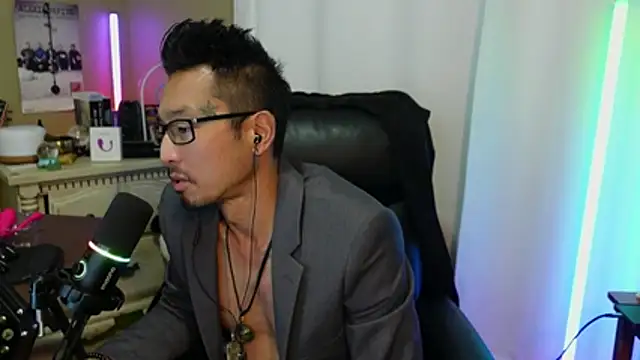 Show de Ghost11_11 na webcam