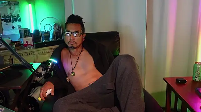 Ghost11_11 Show in webcam
