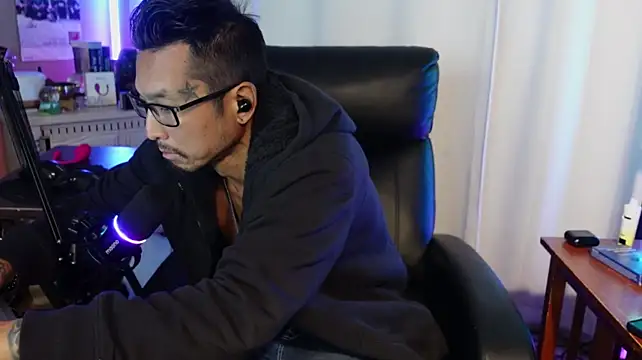 Show de Ghost11_11 na webcam
