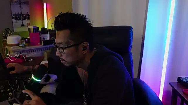 Ghost11_11 Show in webcam