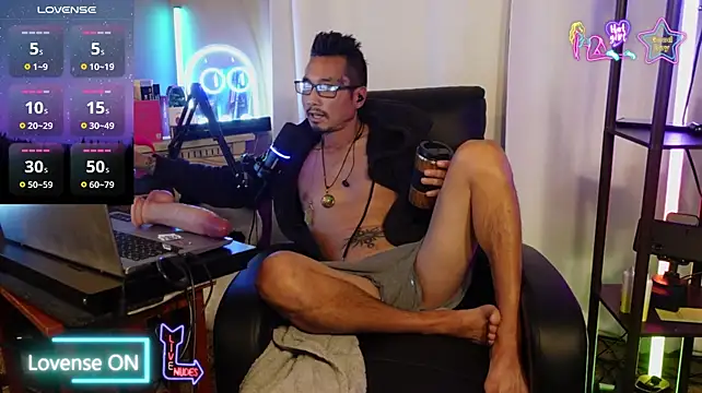Ghost11_11's Webcam Show