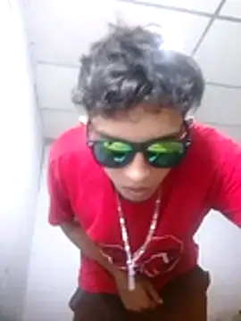 Noscay's Webcam Show