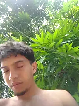 Noscay Pertunjukan Webcam