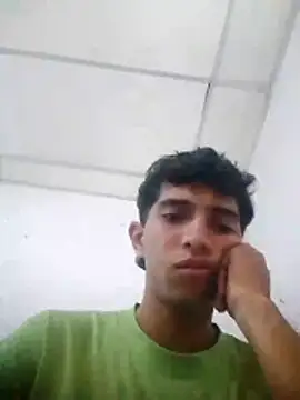 Noscay Pertunjukan Webcam