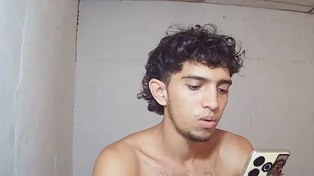 Noscay Webcam show