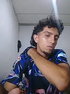 Show modela Noscay na web-kameri