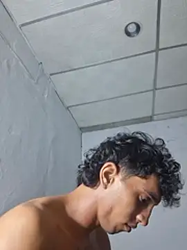 Noscay ওয়েবক্যাম শো