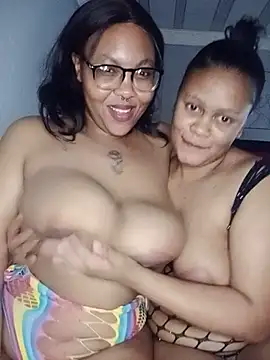 โชว์เว็บแคมของ ShantelBootyBoobs