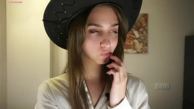 ClarineCasebolt's Live XXX Chat