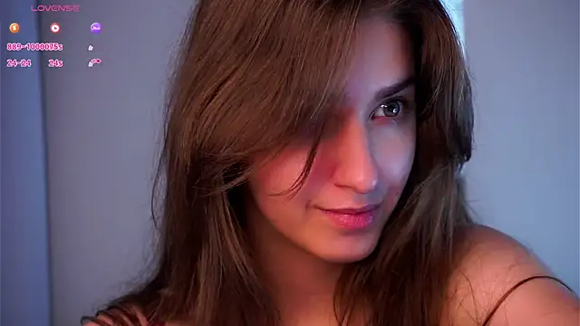 XXX chat uživo modela ClarineCasebolt