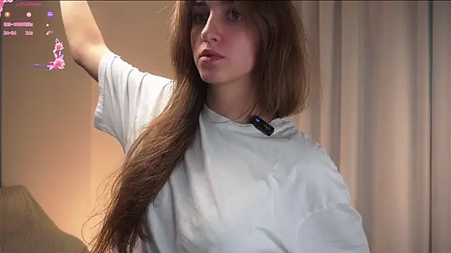 ClarineCasebolt's Live XXX Chat