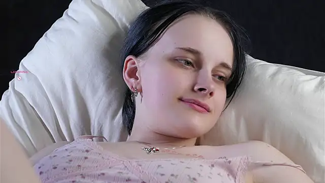 KirstinMcgeady's Live XXX Chat