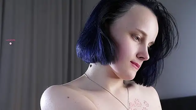 KirstinMcgeady's Live XXX Chat