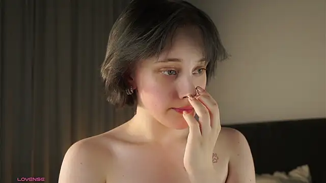 KirstinMcgeady: онлайн-секс-чат