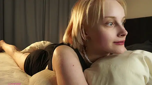 KirstinMcgeady's Live XXX Chat